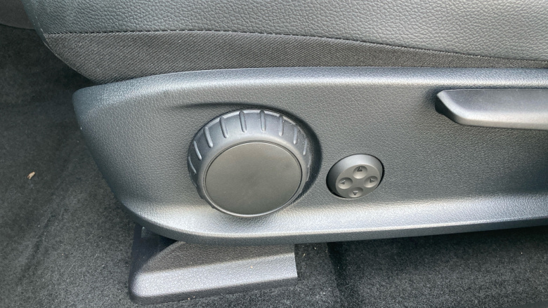 Mercedes-Benz Eqa 350 4Matic 215kW AMG Line 66.5kWh 5dr Auto Electric Hatchback